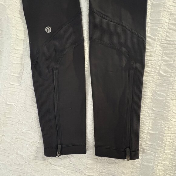 Lululemon Keep The Fleece Tight Leggings 28" Black Tech Fleece Water Resistant 2 - Picture 6 of 11